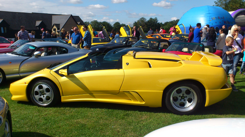 Illustration for article titled SUPERCAR SUNDAY...YELLOW DAY ;))) 6/9/15